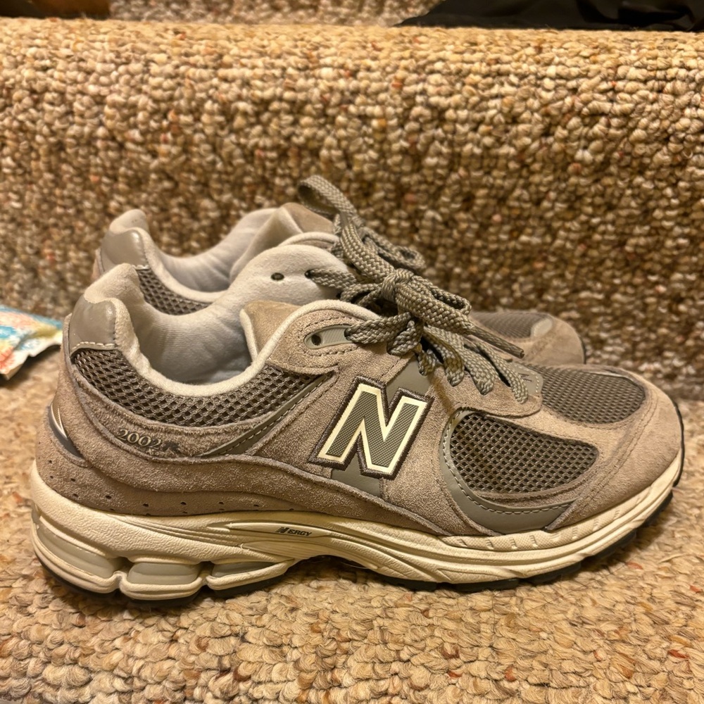 New Balance 2002r Grey Sneakers